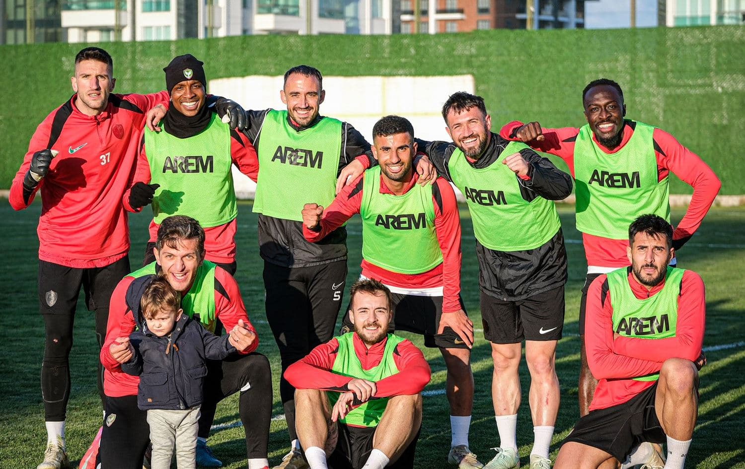 Ji antrenmana Amedsporê / Wêne: @amedskofficial