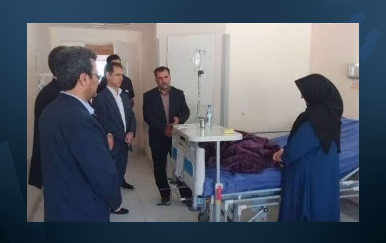 دیمەنێکی نەخۆشخانەی ئیلام؛ ئەو شوێنەی چاودێریی مامۆستا و کارمەندەکە دەکرێت