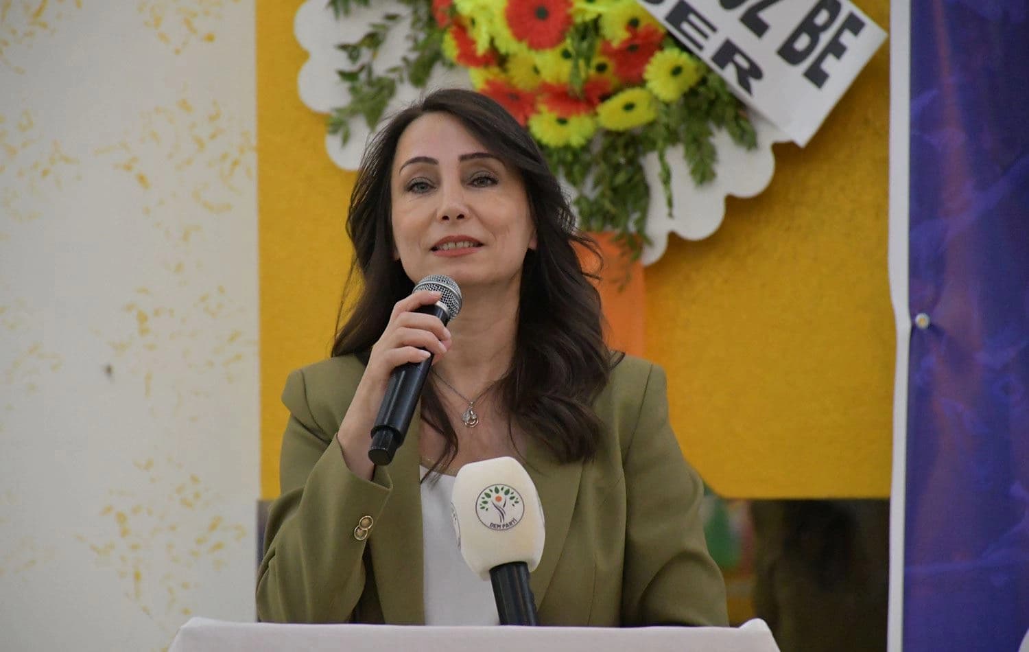 DEM Parti Eş Genel Başkanı Tülay Hatimoğulları Batman il kongresine katıldı. / AA