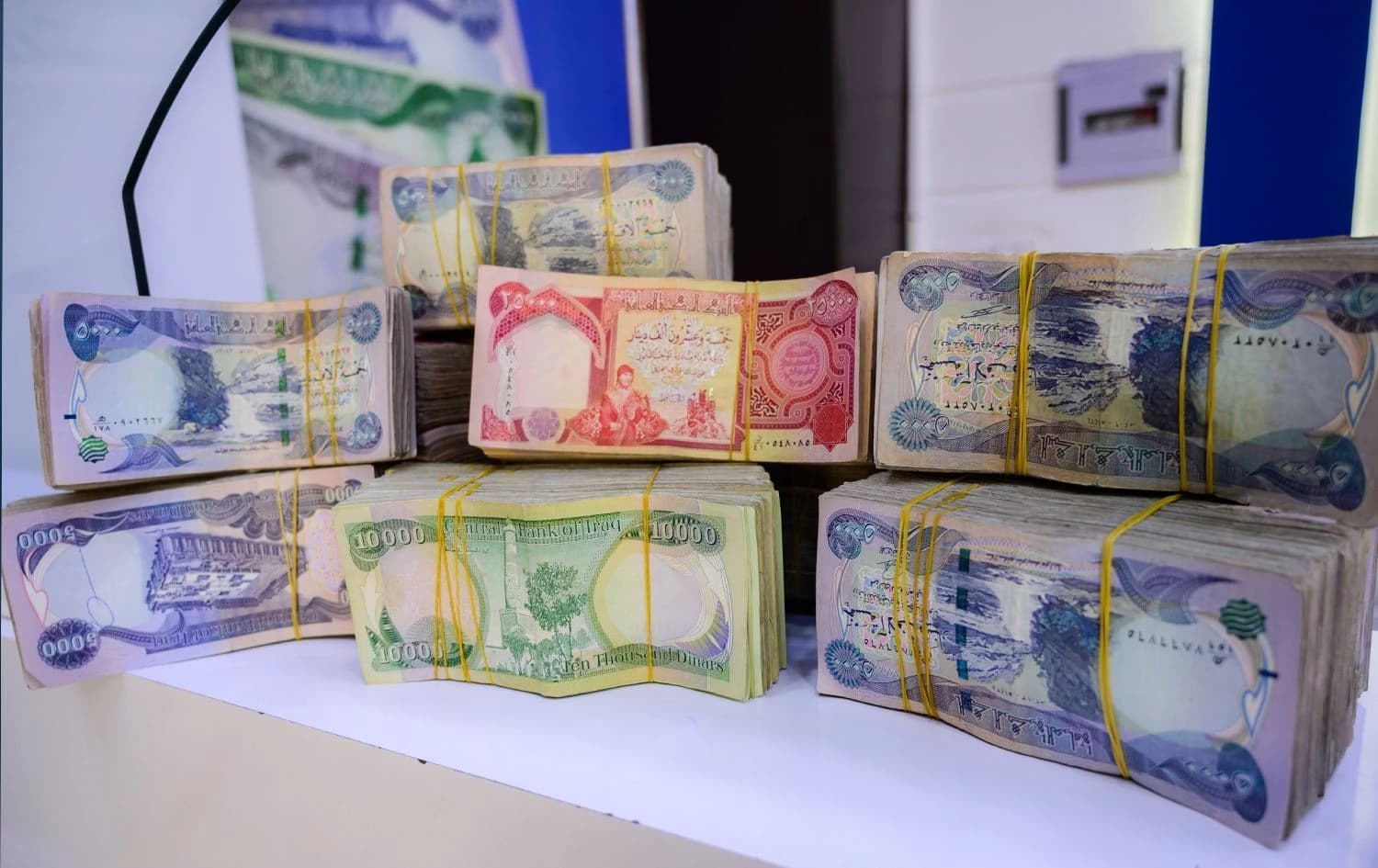 Irak’ın 2025’in ilk dört ayına ait bütçe verileri açıklandı. Gelirler geçen yıla göre yüzde 34 azalırken, harcamalar yüzde 4,4 arttı.