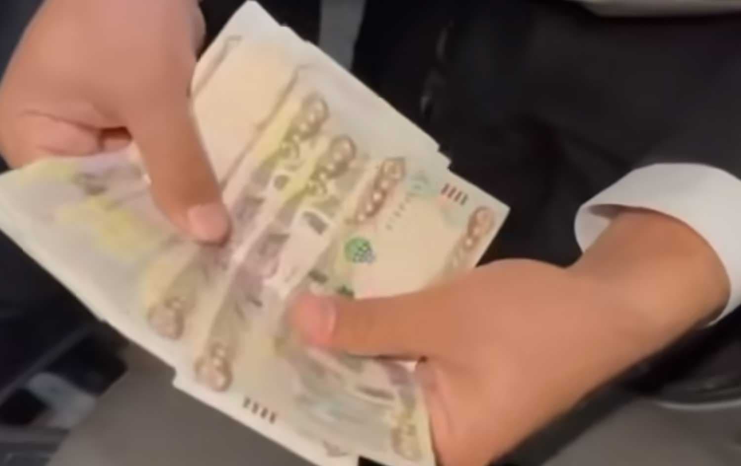 بەشێک لەو پارەیە کە بڕیار بوو تۆمەتبارەکە وەریبگرێت، بەڵام لەلایەن دەستپاکییەوە دەستی بەسەردا گیرا