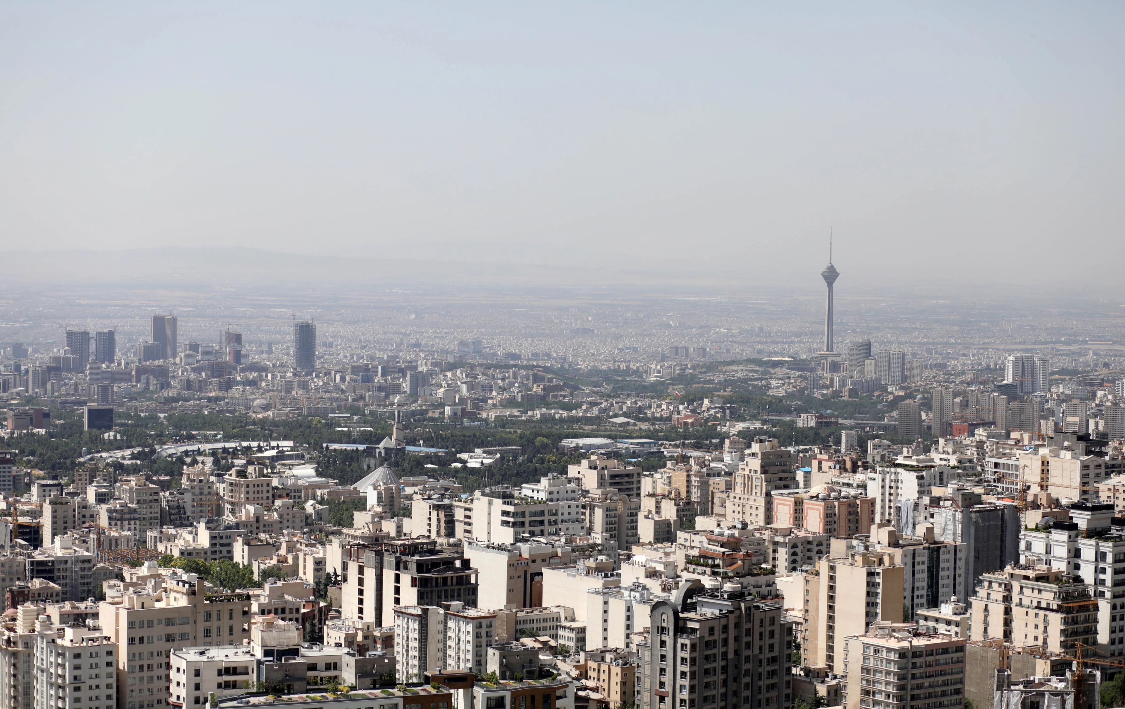دیمەنێکی گشتیی تاران