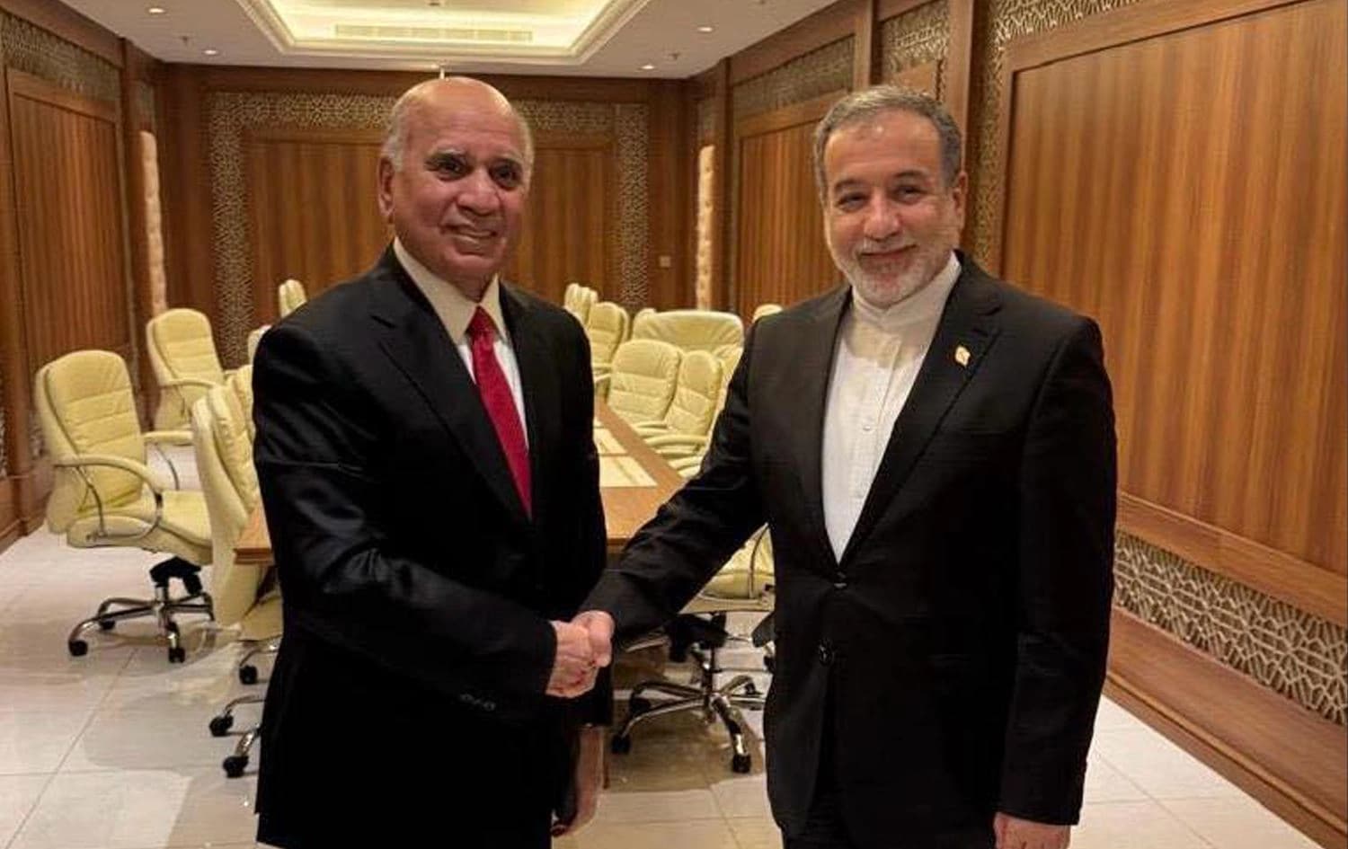 فوئاد حوسێن، وەزیری دەرەوەی عێراق و عەباس عێراقچی، وەزیری دەرەوەی ئێران.