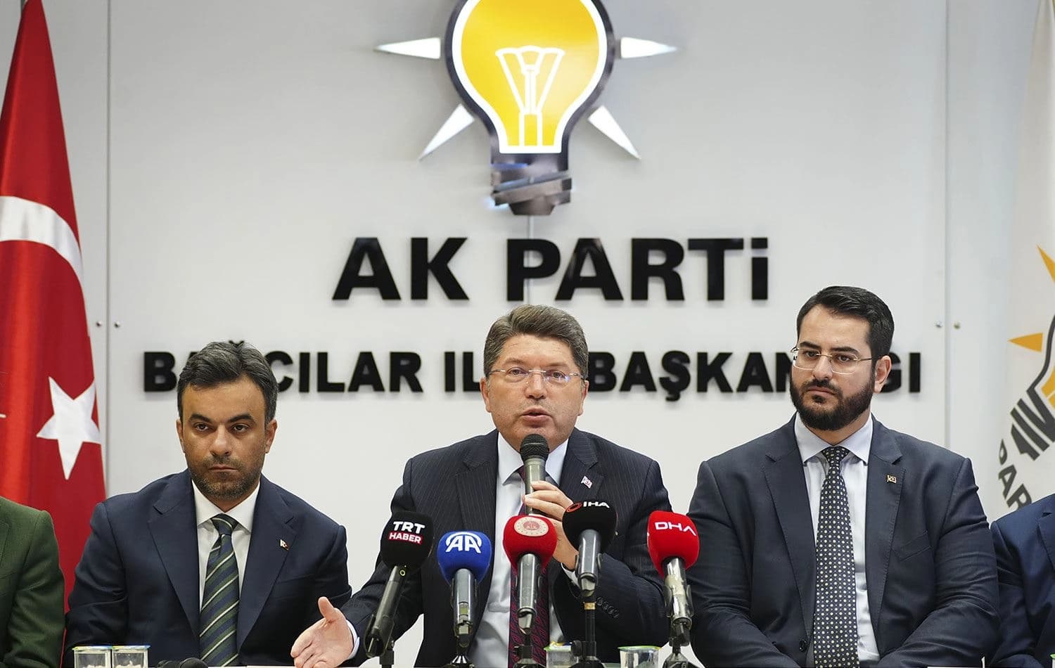 Türkiye Adalet Bakanı Yılmaz Tunç Bağcılar'da konuştu. / Foto: AA