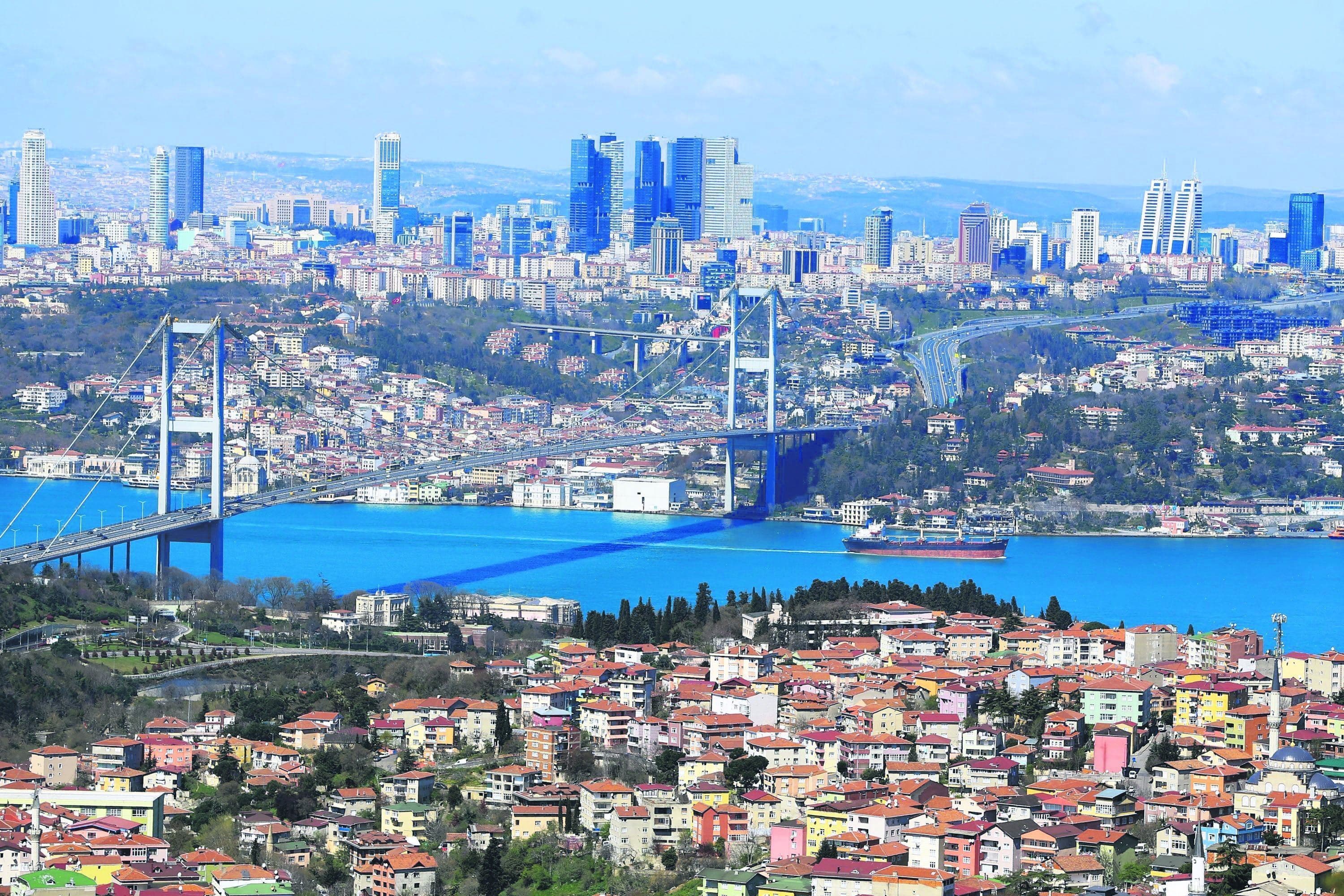 دیمەنێکی گشتیی ئیستەنبووڵ