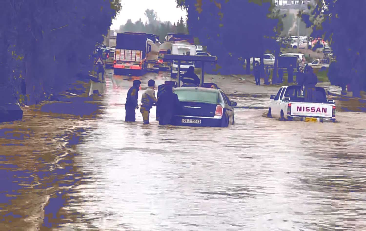 دیمەنی باران و لافاوەکەی چەمچەماڵ