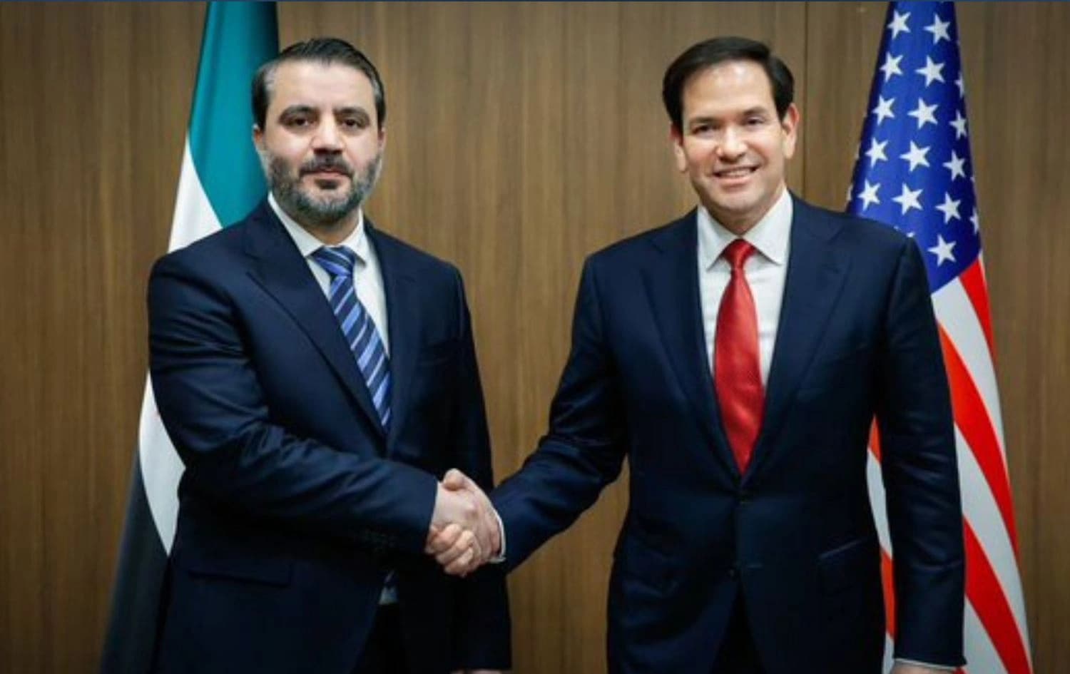 مارکۆ روبیۆ، وەزیری دەرەوەی ئەمریکا لەگەڵ ئەسعەد شەیبانی، هاوتا سووریاییەکەی.