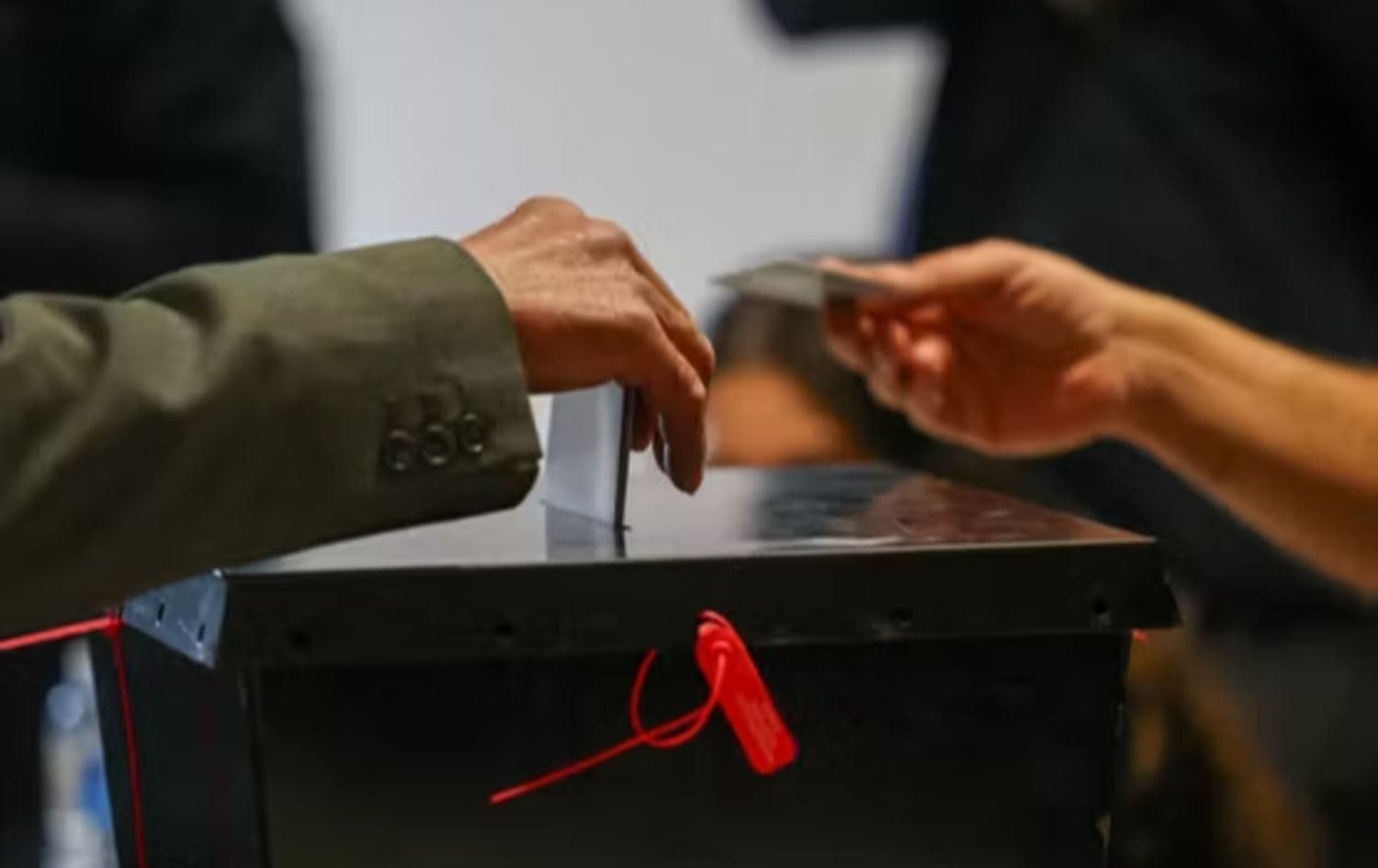 نزیکەی 11 ملیۆن کەس مافی دەنگدانیان هەیە