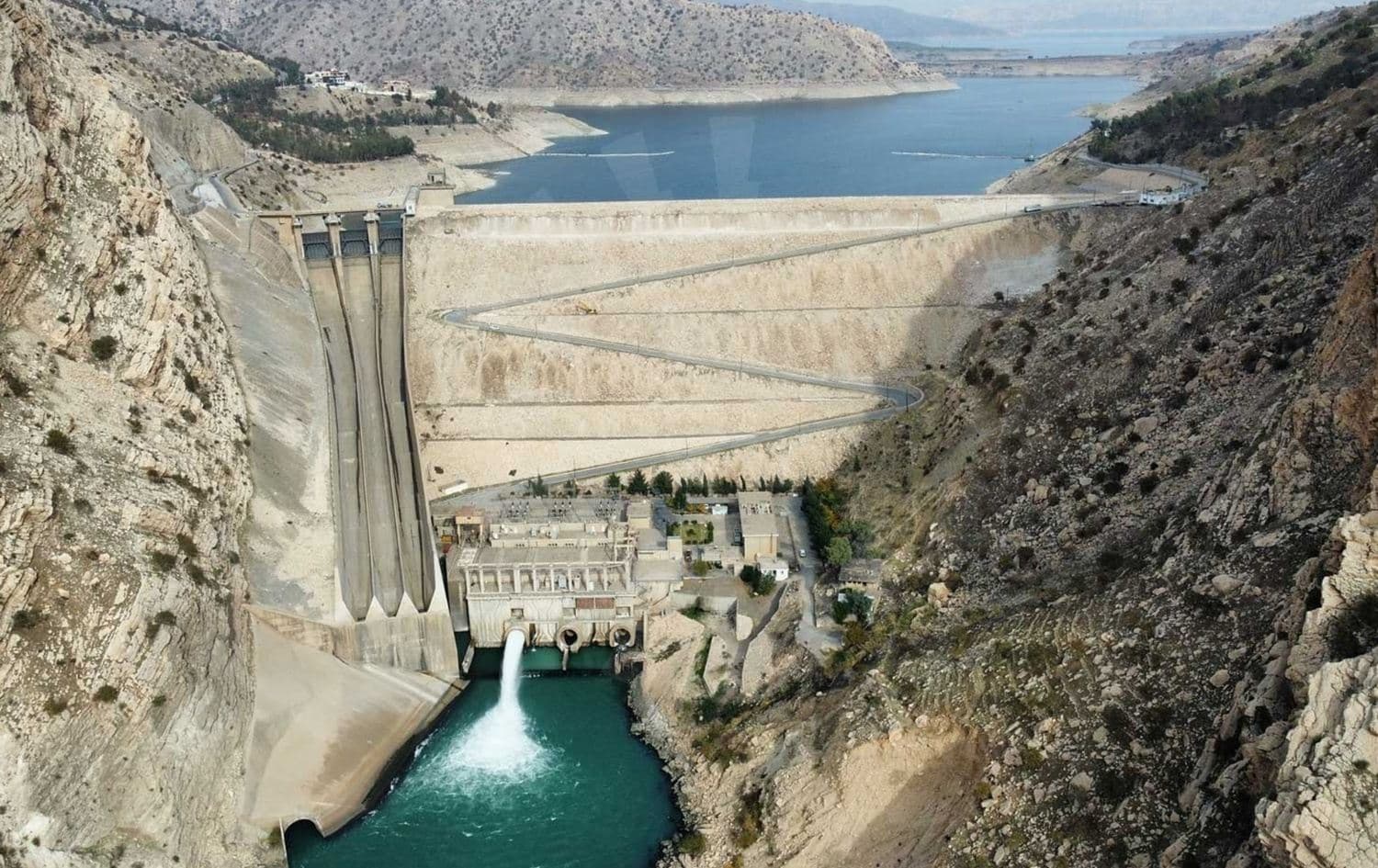 دیمەنێکی ئەرشیڤیی بەنداوی دەربەندیخان. وێنە: بڵند تاهیر-رووداو