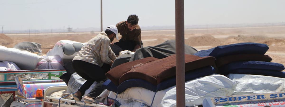Camp Rojava Nearly 200 IDPs return from Rojava camp to Deir ez-Zor | Rudaw