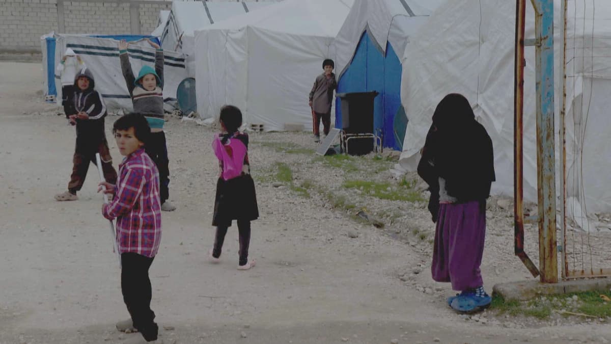 Camp Rojava Over 1,500 children held in Rojava camp housing ISIS families | Rudaw