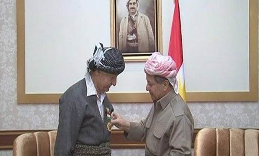 “Madalya Barzaniyê Nemir” bo sekreterê komonîst