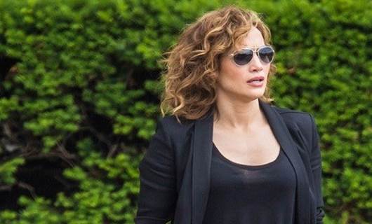 Jennifer Lopez’e yumruk!