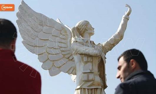 ‘Direniş’ anıtı Rojava’da