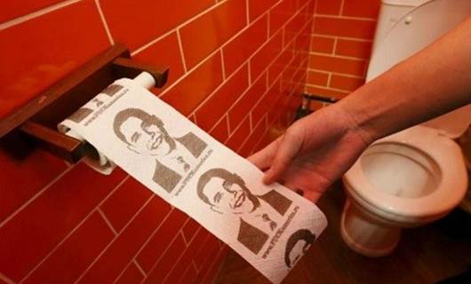 Putin Cafe’de Obama’lı tuvalet kağıdı