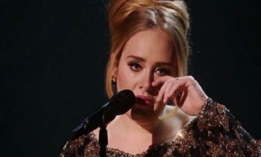 Adele onlarla ağladı