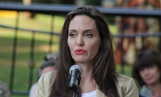 WÊNE / KENYA - Angelina Jolie di nav penaberan de