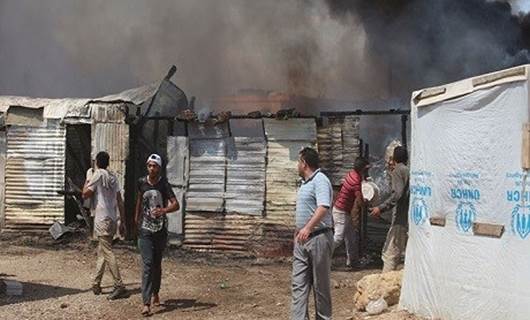 Sığınmacı kampında yangın: Ölü ve yaralılar var