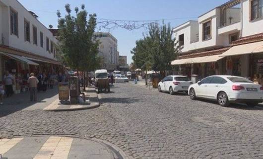 Bazara Sûr a Amedê ber bi nemanê ve diçe