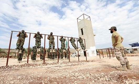 FOTO - Suriye muhaliflerine askeri eğitim