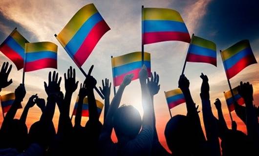 Kolombiya devlet başkanını seçiyor
