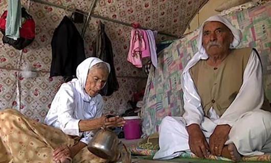 Du evîndarên Kurd nû zewicîn; bûk 80 û zava 86 salî ye