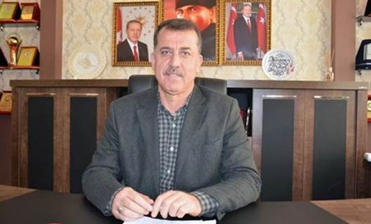 Besni Belediye Başkanı AK Parti'den istifa etti