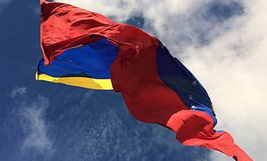 Venezuela, Kolombiya sınırını kapattı