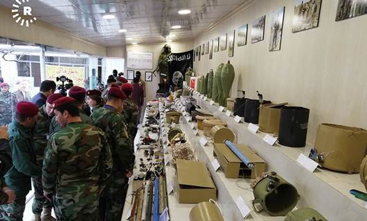 FOTO – IŞİD’in patlayıcıları müzede sergilendi
