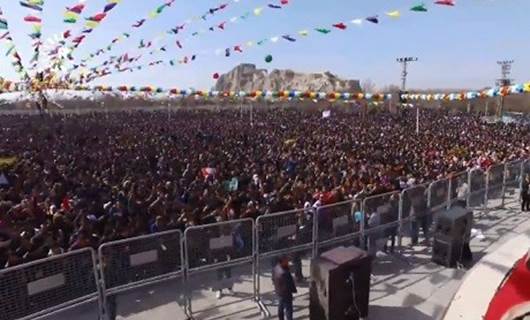 Newroz li Wanê bi coş hat pîrozkirin