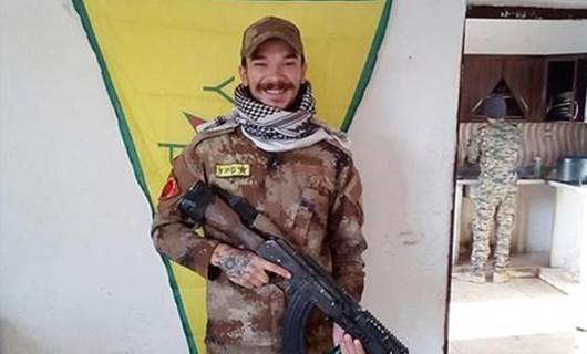 Yargıç İngiliz YPG’liyi suçlayan jüriyi feshetti