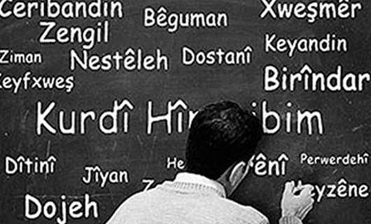 Kürtçe konuşan öğretmene sürgün