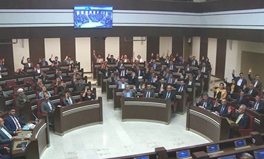 Kürdistan Parlamentosu yaz tatilini erteledi