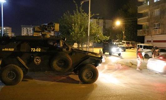 Batman'da bekçi ile ağabeyi vuruldu