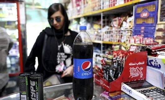 From hot sauce to pop gloss, US products seep into Iran