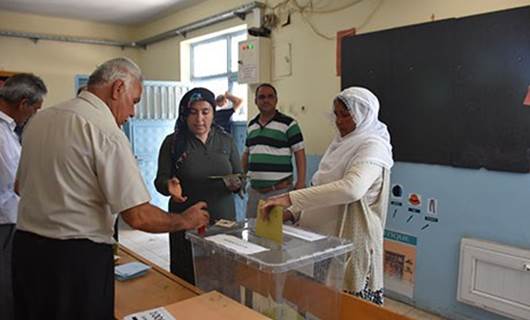 ADIYAMAN - Yenilenen belediye seçimlerini AK Parti adayı kazandı