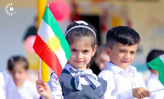 WÊNE - Dibistanên Kurdistanê deriyên xwe ji xwendekaran re vekirin