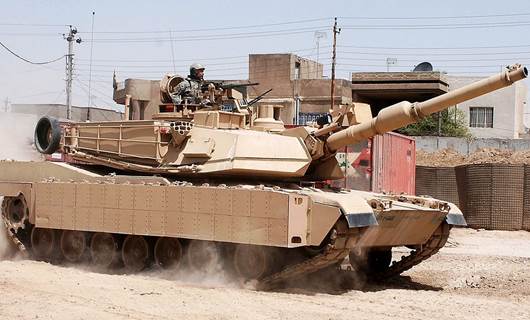 Amerîka 30 tankên Abrams û 500 leşkeran dişîne Sûriyê