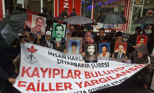 DİYARBAKIR - Kayıp yakınları 'JİTEM Davası'nda beraat kararına tepki gösterdi