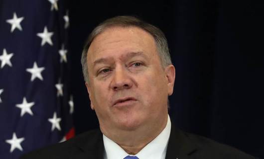 Pompeo: İran rejimi kendi halkından korkuyor