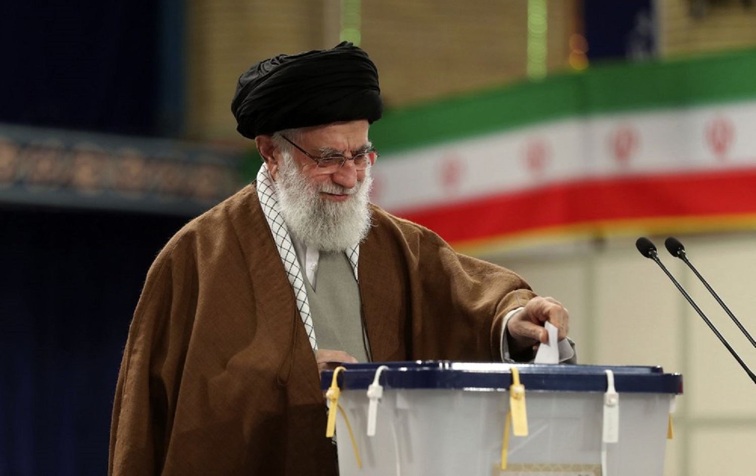 Hardliners+take+narrow+lead+in+Iranian+elections