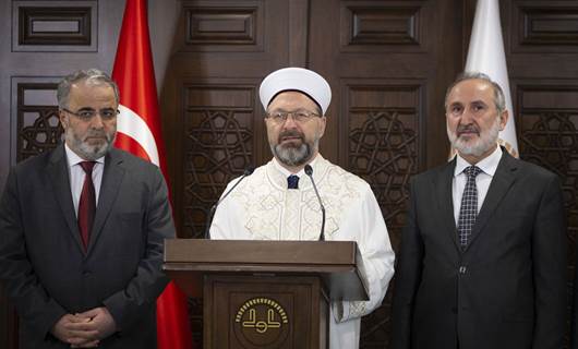 Diyanet İşleri Başkanlığı’ndan cemaatle namaz kararı