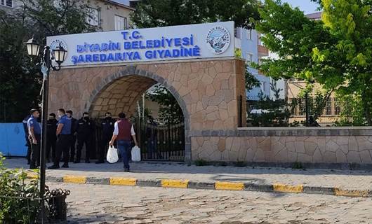HDP'li Diyadin Belediyesi Eş Başkanı Betül Yaşar gözaltına alındı