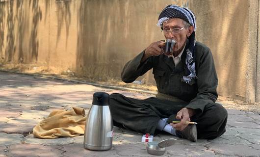 Koya man has not drunk water for 27 years, hydrates with tea instead
