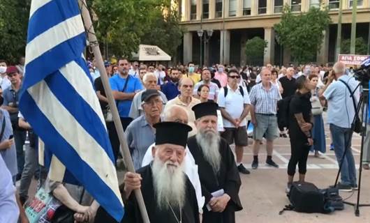 Ayasofya'nın ibadete açılması Atina ve Selanik'te protesto edildi
