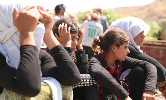 Amnesty: Nêzîkî 2000 zarokên Kurdên Êzidî bi nexweşiyên derûnî ketine