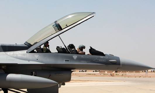 وزير الدفاع يرد على أنباء "تعثر" برنامج F16 : وجهنا بتحليق 19 طائرة دفعة واحدة
