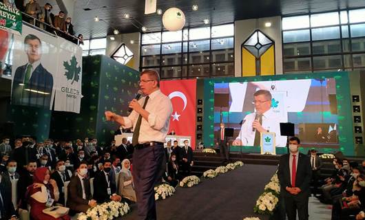 Kongreya Paşerojê, Ahmet Davutoglu weke serokê partiyê hilbijart
