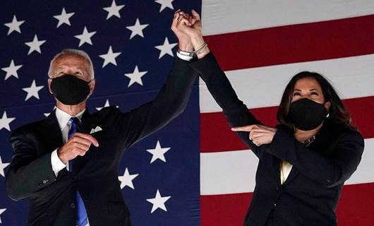 ABD tarihinde bir ilk: Kamala Harris, ilk azınlık mensubu kadın başkan yardımcısı seçildi