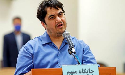 İran muhalif gazeteci Ruhullah Zem'i idam etti